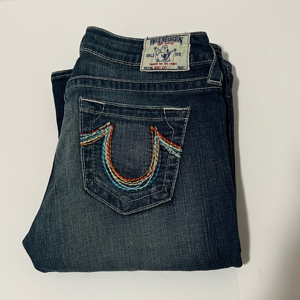 True Religion boot cut jeans 
Size29
